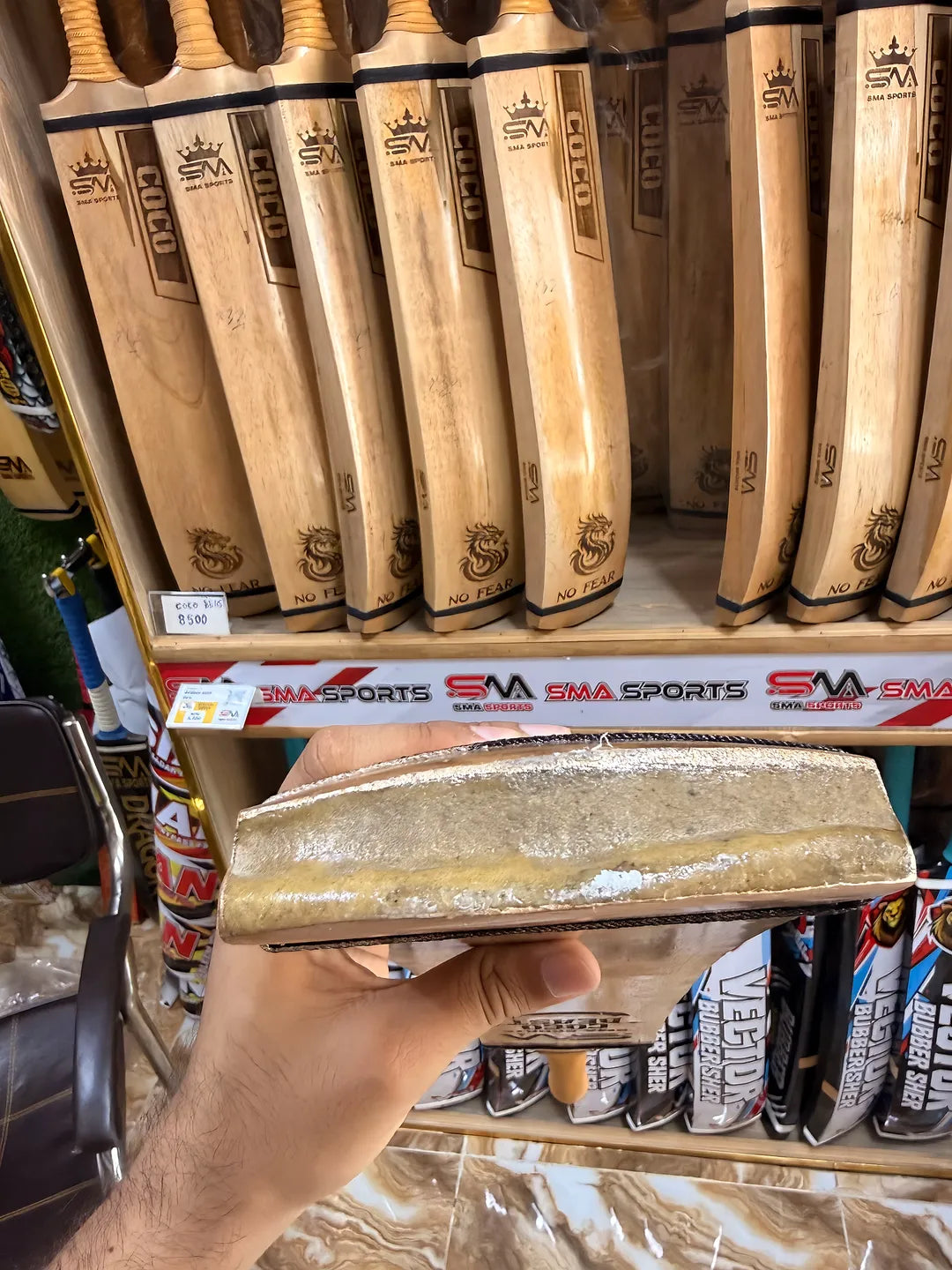 Coconut Player Bat Deal (Bat +Cover+ Gloves)