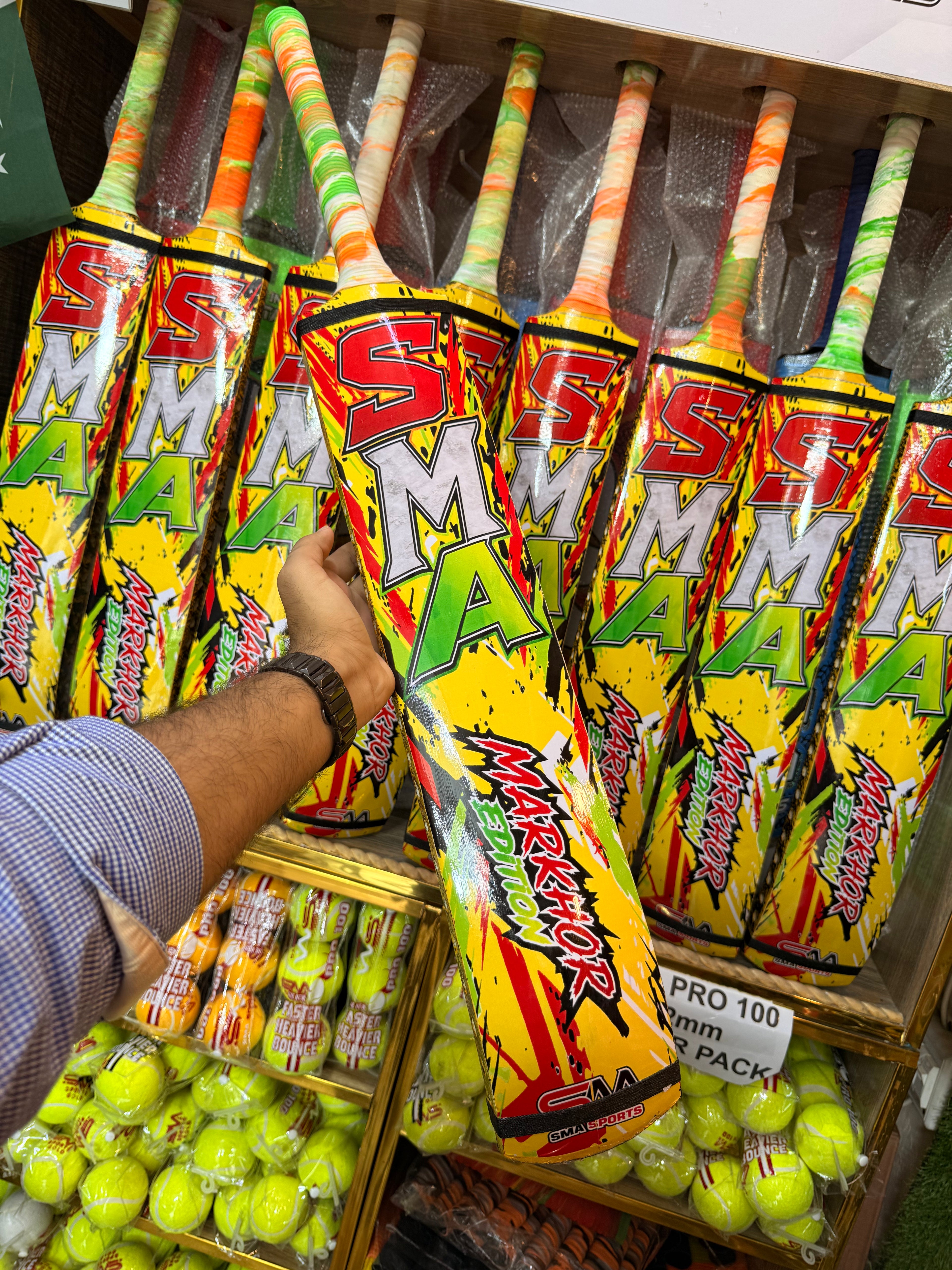 Sma Markhor Edition Deal (Bat+2Balls)