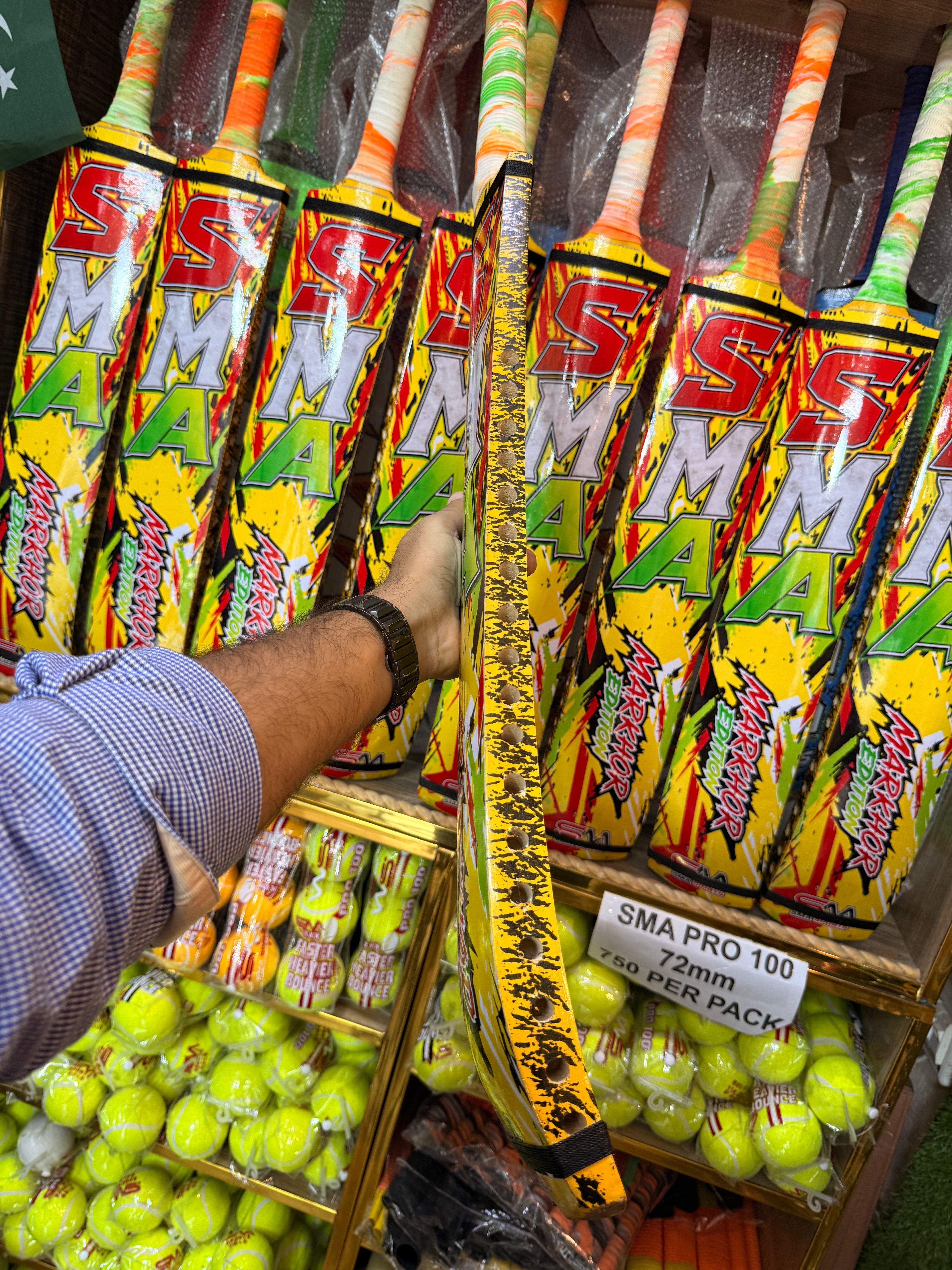 Sma Markhor Edition Deal (Bat+2Balls)
