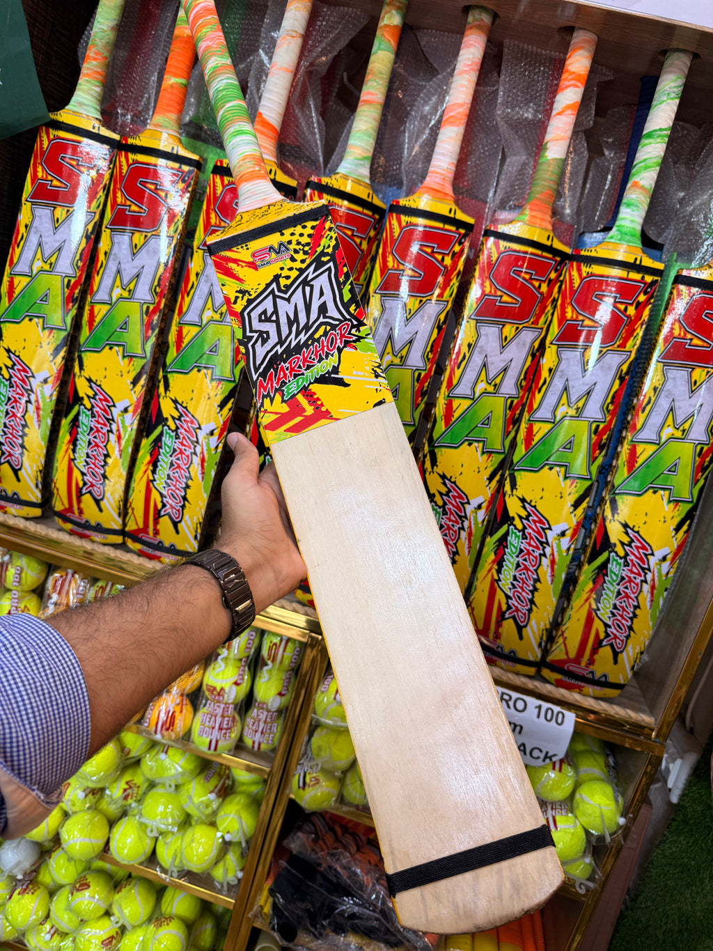 Sma Markhor Edition Deal (Bat+2Balls)