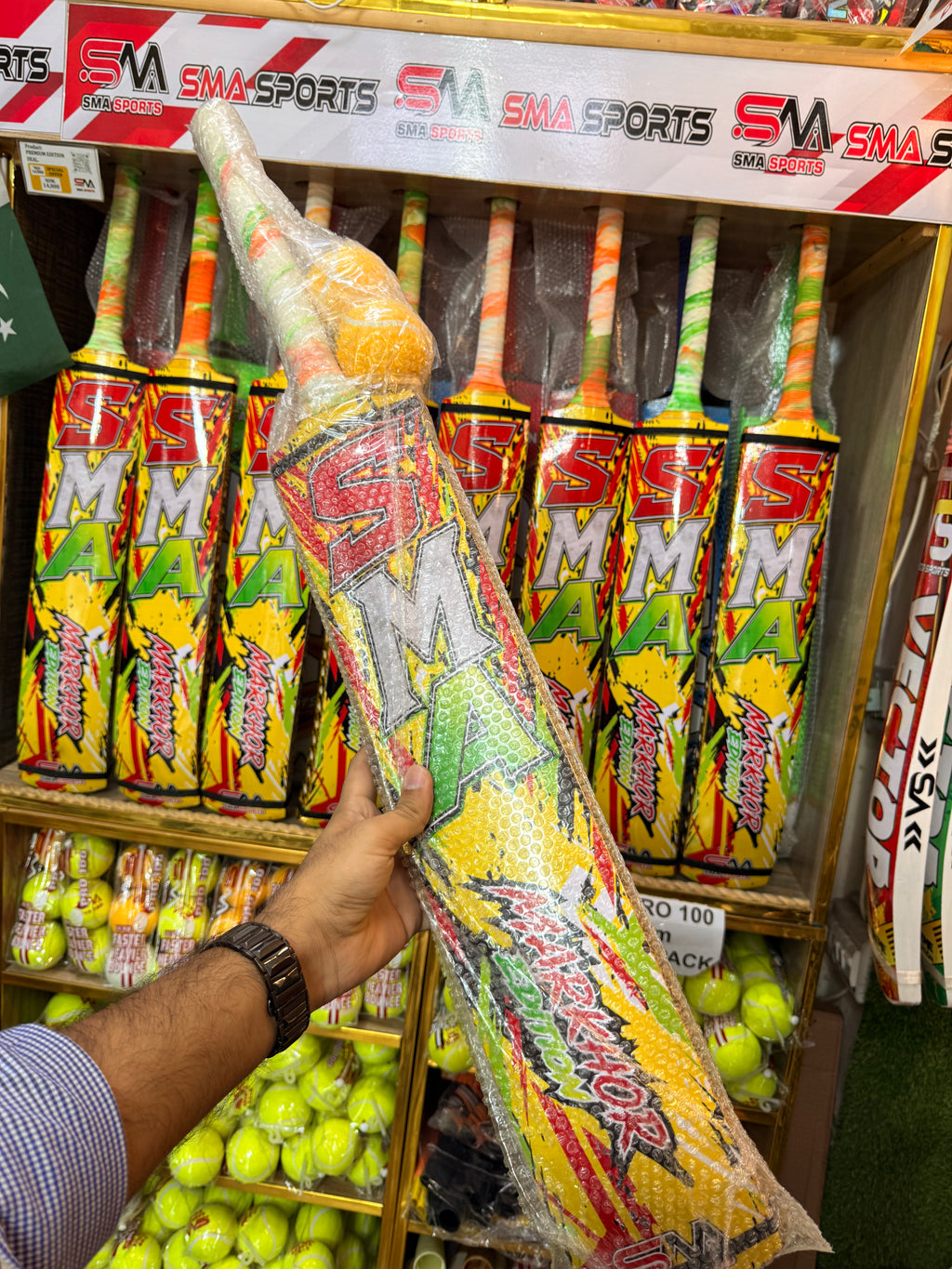 Sma Markhor Edition Deal (Bat+2Balls)